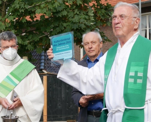 Kirche St. Michael in Suderwick als „Historischer Ort der Gemeinschaft“ ausgezeichnet